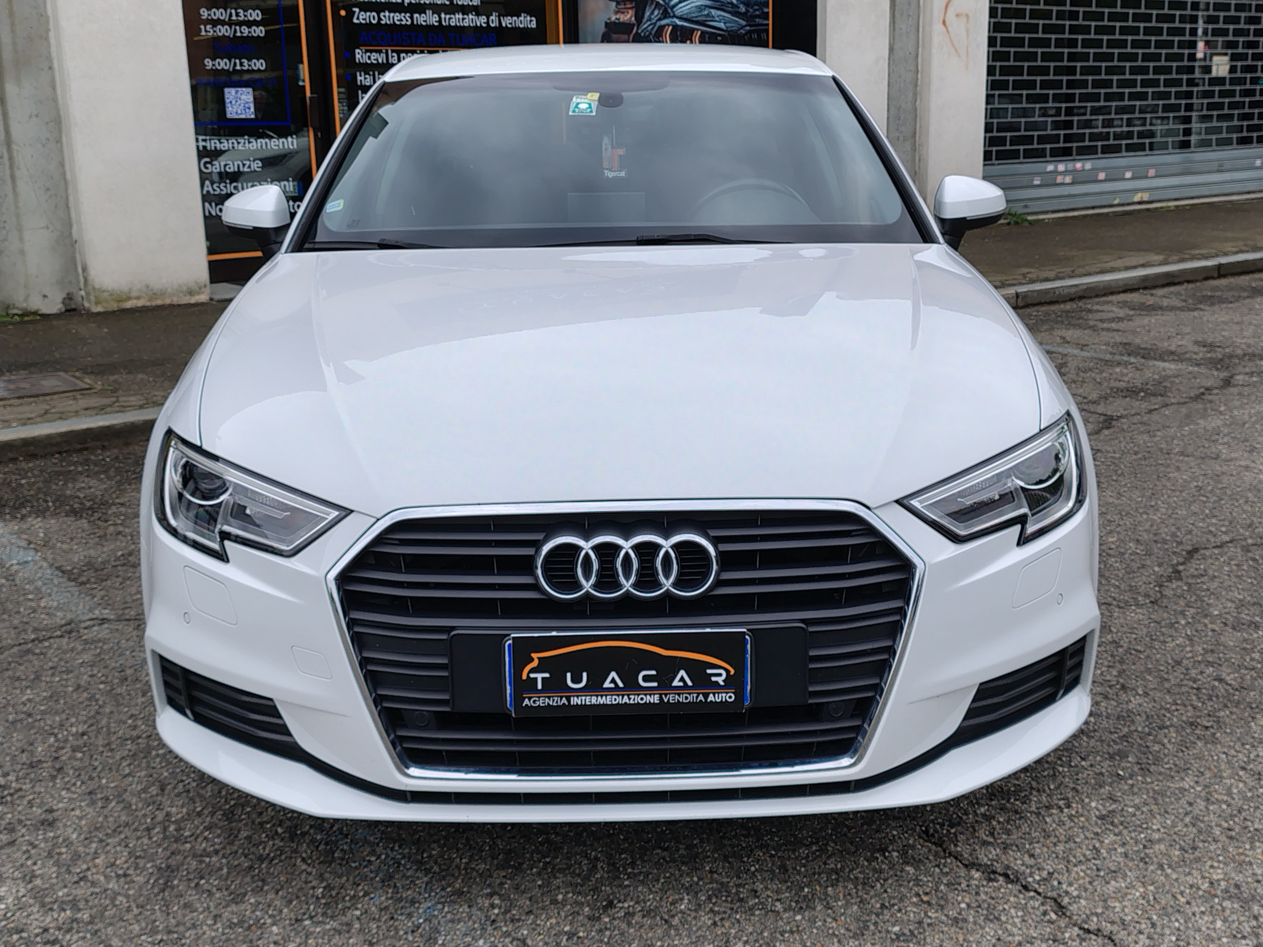 Audi A3 Sportback 30 1.5 g-tron 131cv s-tronic - foto 2 di 4