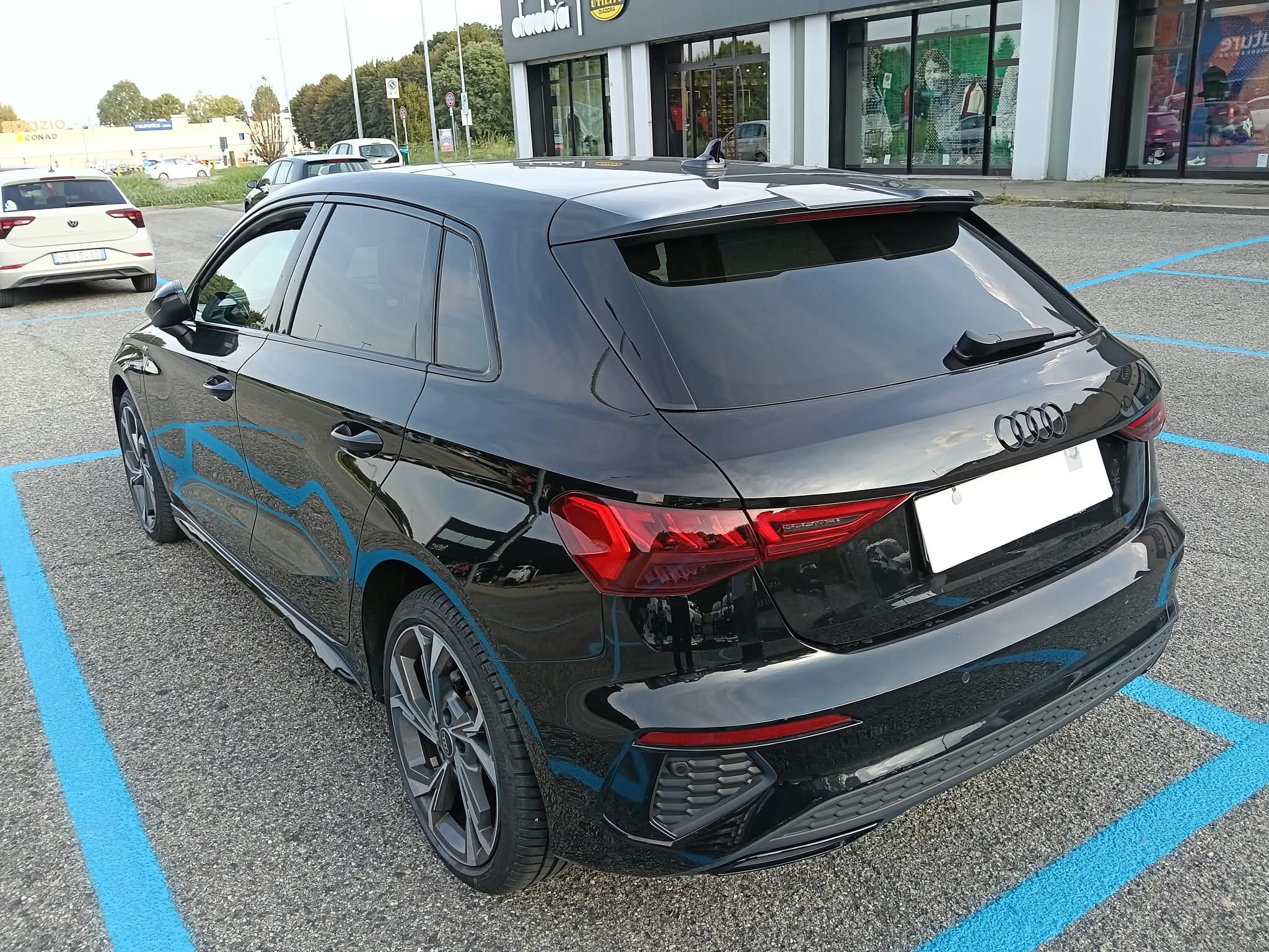 Audi A3 Sportback 40 1.4 tfsi e S line edition s-tronic - foto 4 di 4