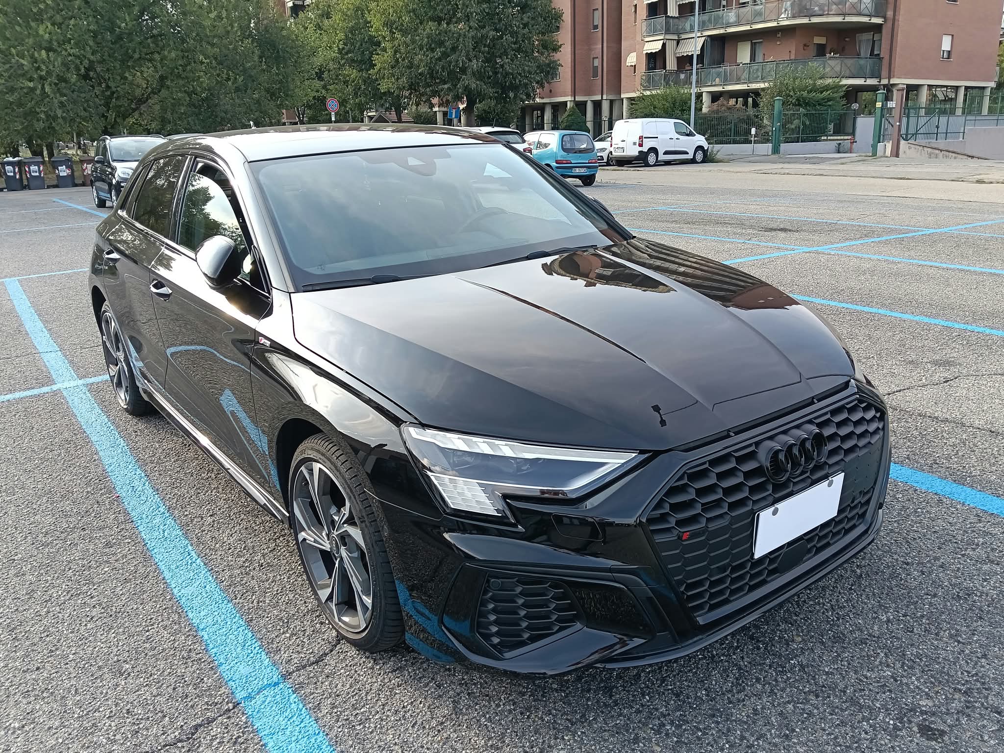 Audi A3 Sportback 40 1.4 tfsi e S line edition s-tronic - foto 2 di 4