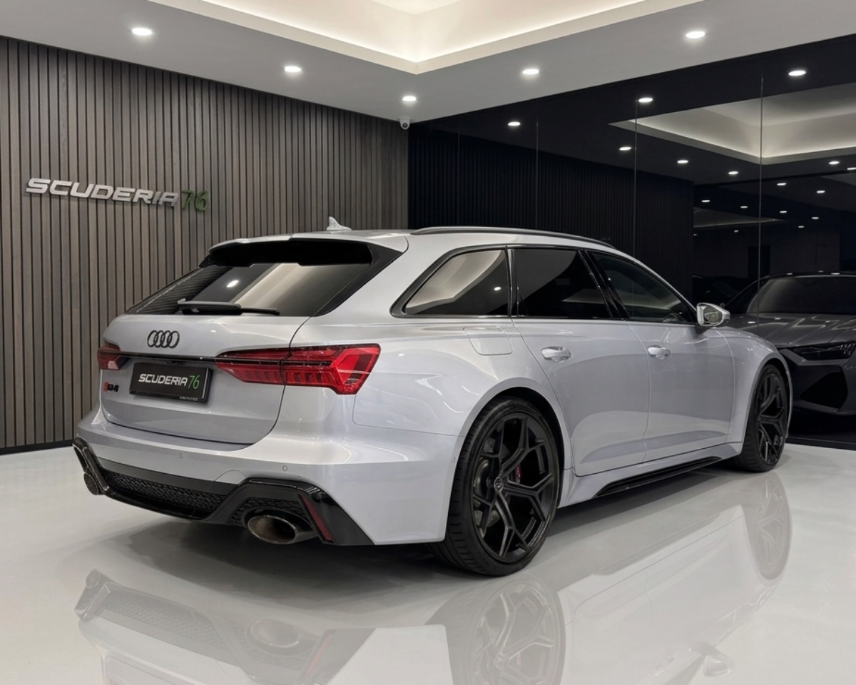 Audi RS6 Avant 4.0 mhev performance quattro tiptronic - foto 4 di 4
