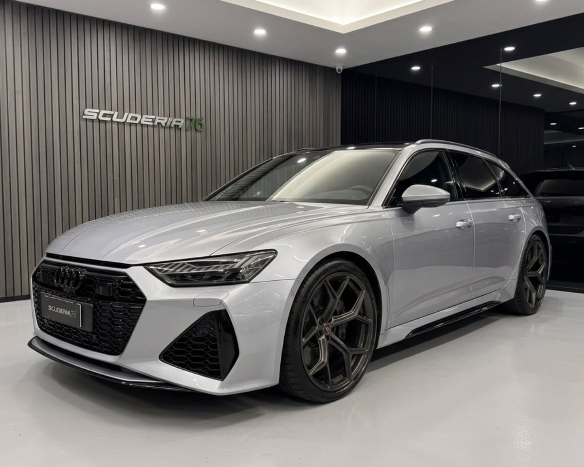 Audi RS6 Avant 4.0 mhev performance quattro tiptronic, del 2025, 9.232 km, in vendita a Milano (MI)