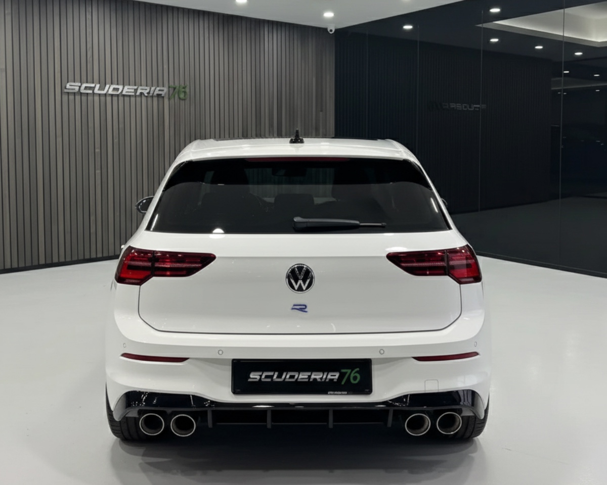 Volkswagen Golf 2.0 tsi R 20 Years 4motion 333cv dsg - foto 2 di 4