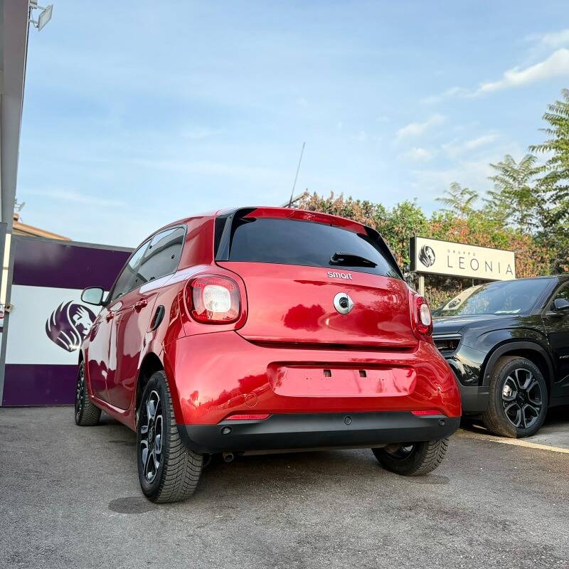 smart forFour 0.9 t Passion 90cv twinamic my18 - foto 4 di 19