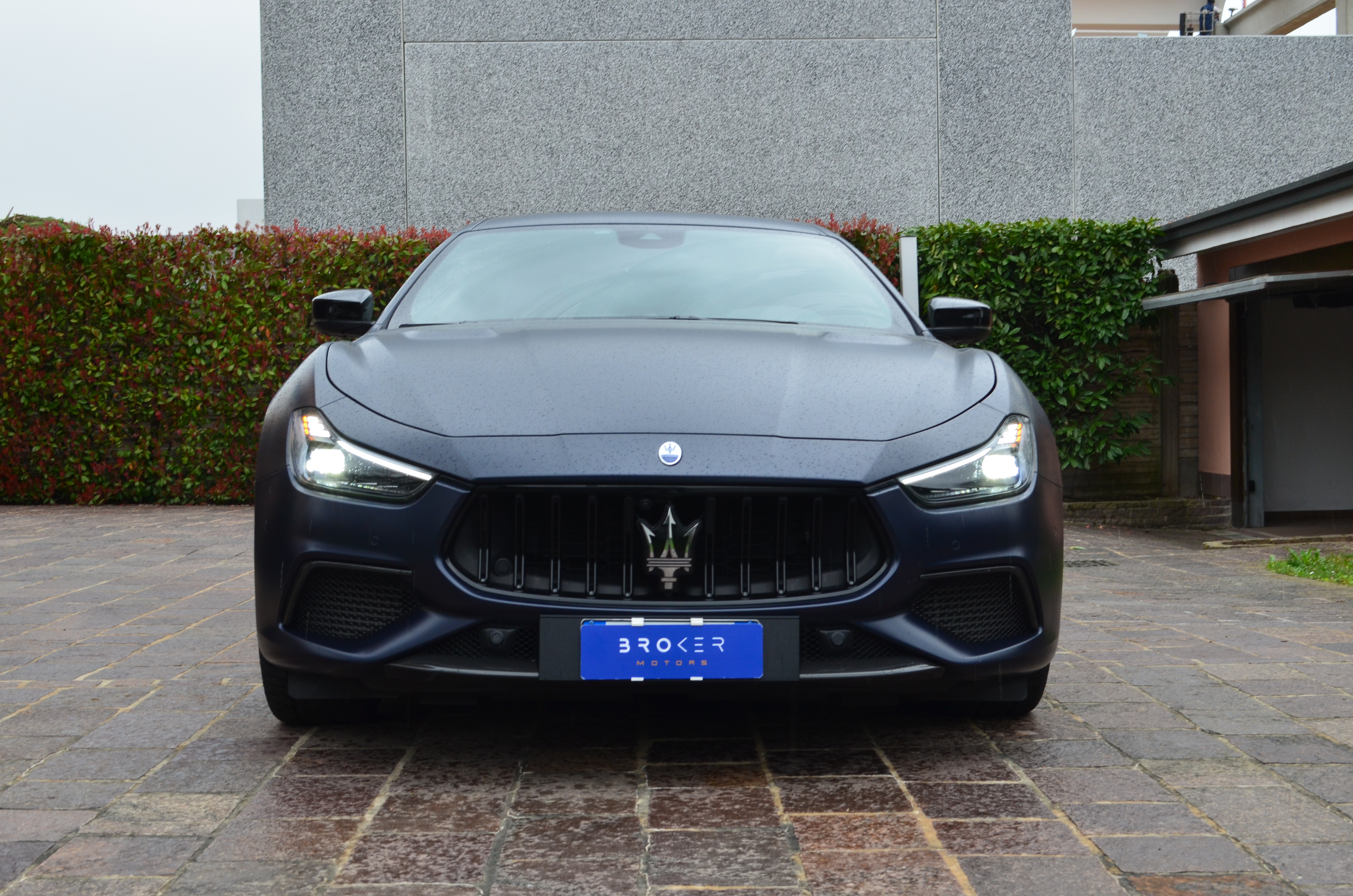 Maserati Ghibli 3.8 V8 Trofeo 580cv rwd auto - foto 2 di 4