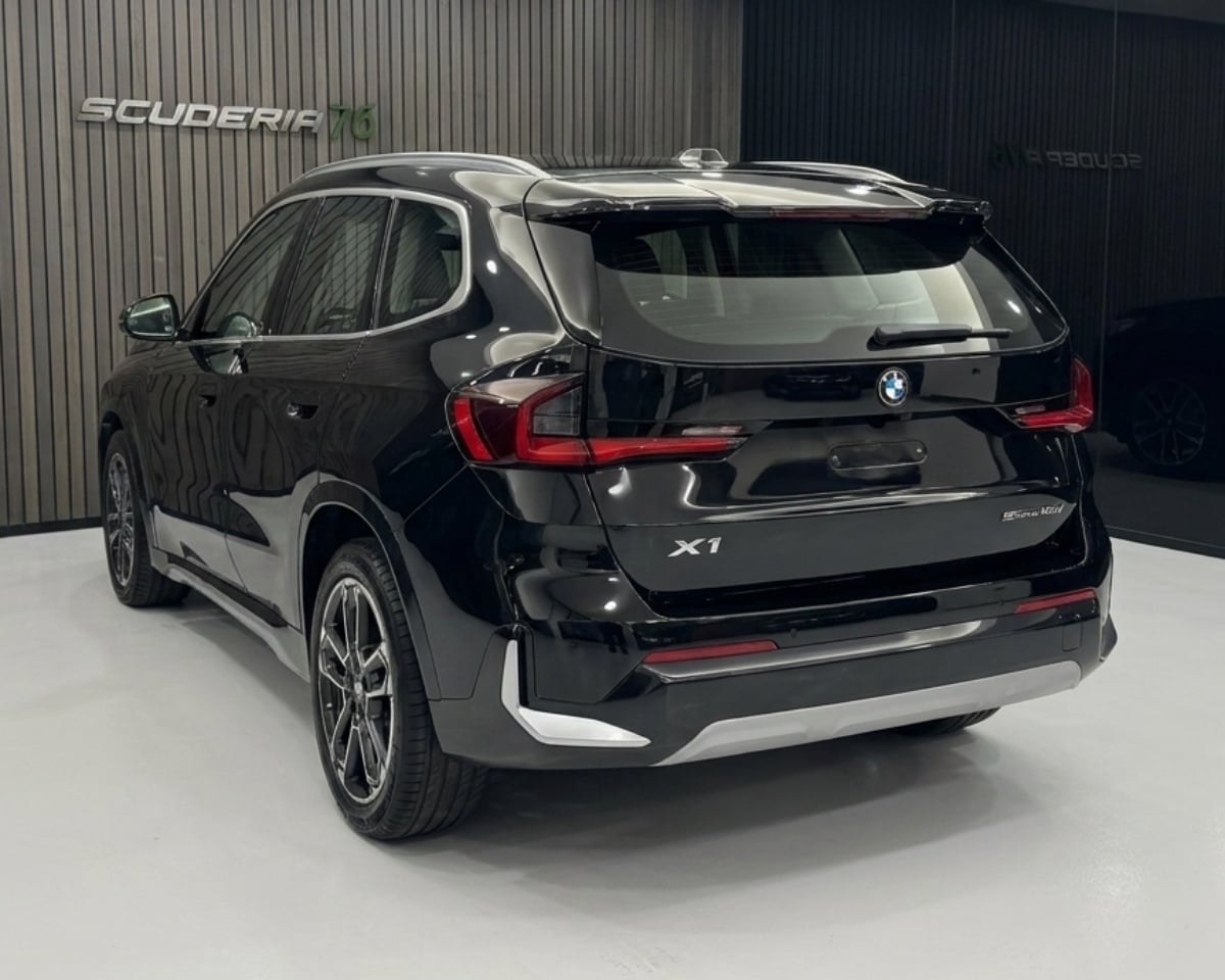 BMW X1 s-drive18d auto xLine Premium KM ZERO - foto 2 di 4