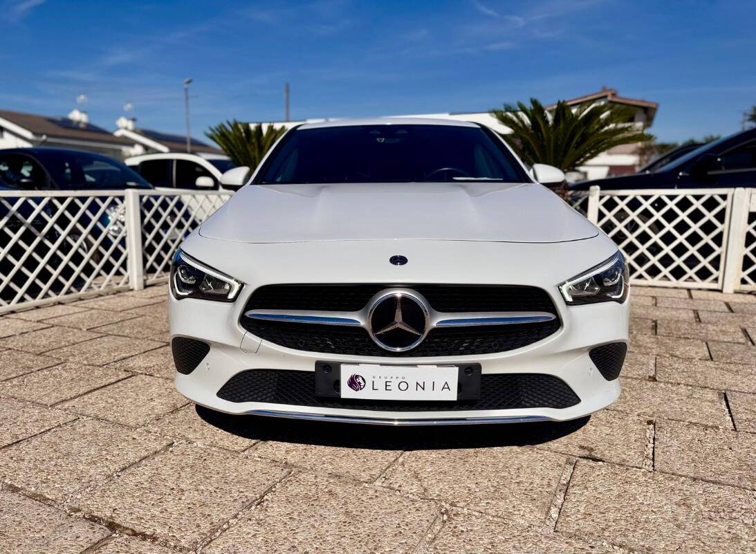 Mercedes-Benz CLA 200 CLA SB 200 d Edition1 auto FULL FULL + gancio traino - foto 2 di 24
