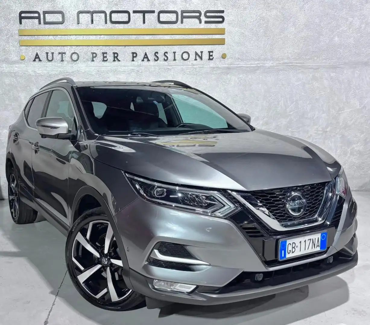 Nissan Qashqai 1.5 dci Tekna+ 115cv, del 2020, 90.000 km, in vendita a Bareggio (MI)