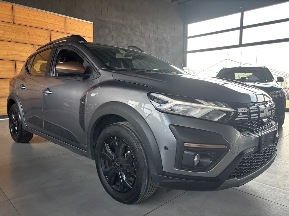Dacia Sandero Stepway 1.0 tce Extreme Eco-g 100cv - foto 4 di 4