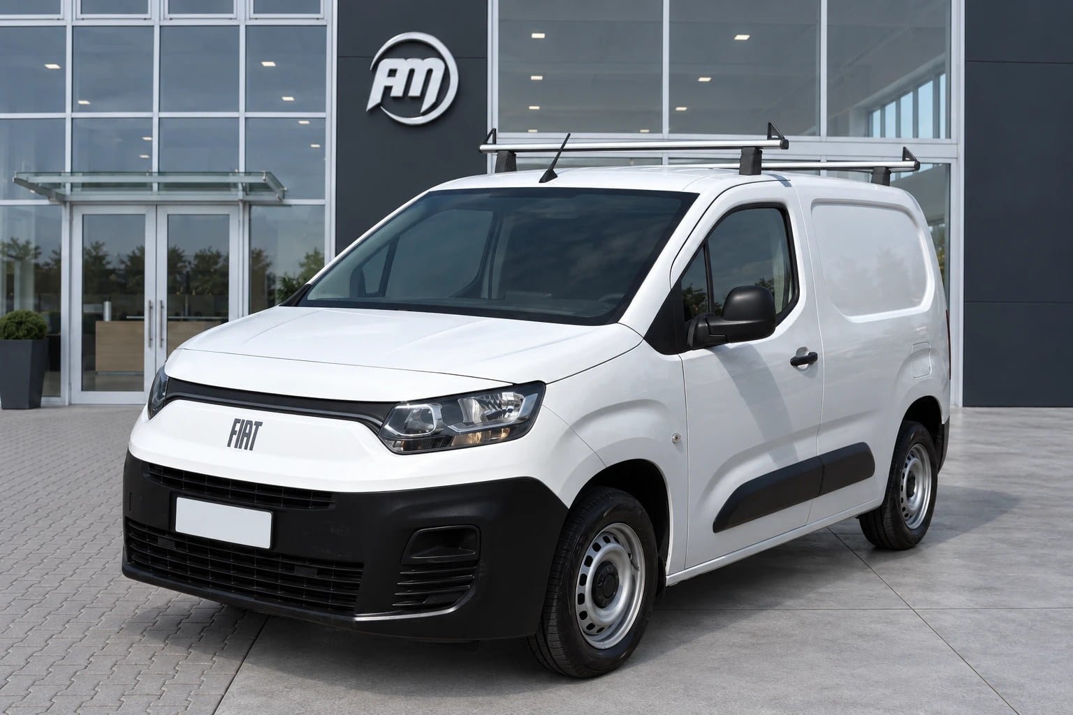 Fiat Doblo 2022 Doblo 1.5 CH1 100CV - Allestito, del 2024, 82.977 km, in vendita a San Miniato (PI)