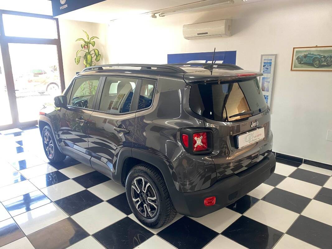 Jeep Renegade 1.6 mjt Business 2wd 120cv - foto 4 di 4
