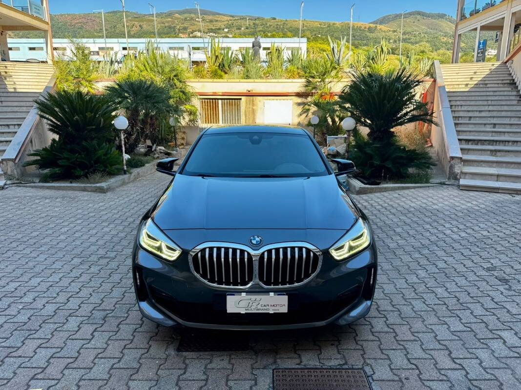 BMW 120 120i Msport auto, del 2021, in vendita a Paola (CS)