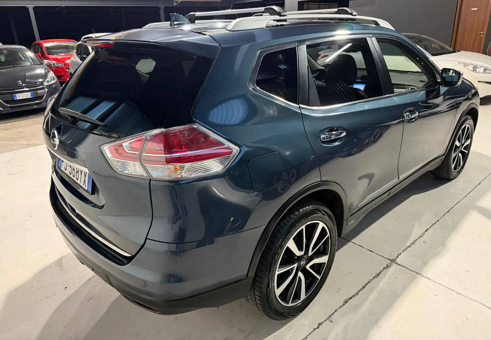 Nissan X-Trail 2.0 dci Acenta 4wd xtronic - foto 4 di 4