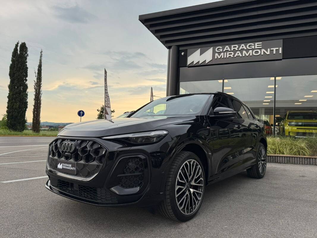 Audi Q5 2.0 tdi mhev+ Launch edition S line quattro 204cv s-tronic KM0 a Treviso