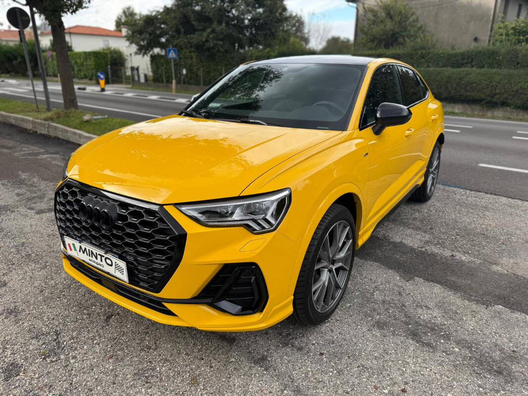 Audi Q3 SPB 35 TDI S tronic S line edition Identity Black - foto 2 di 20