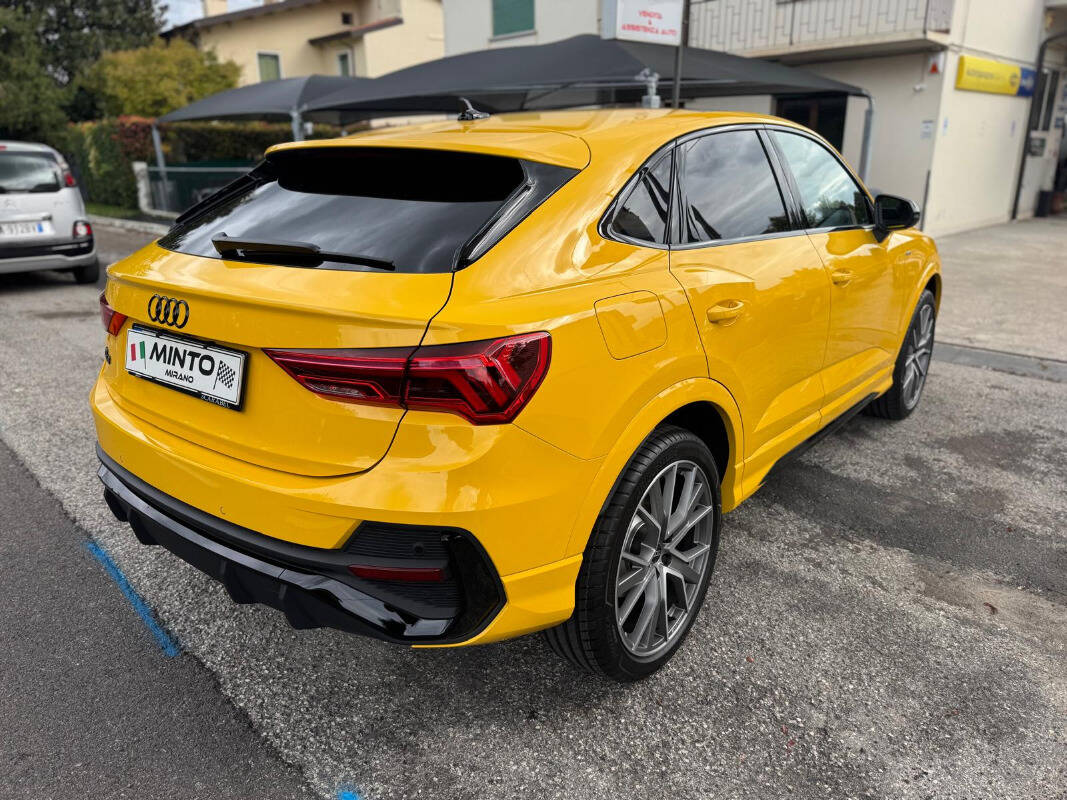 Audi Q3 SPB 35 TDI S tronic S line edition Identity Black - foto 4 di 20