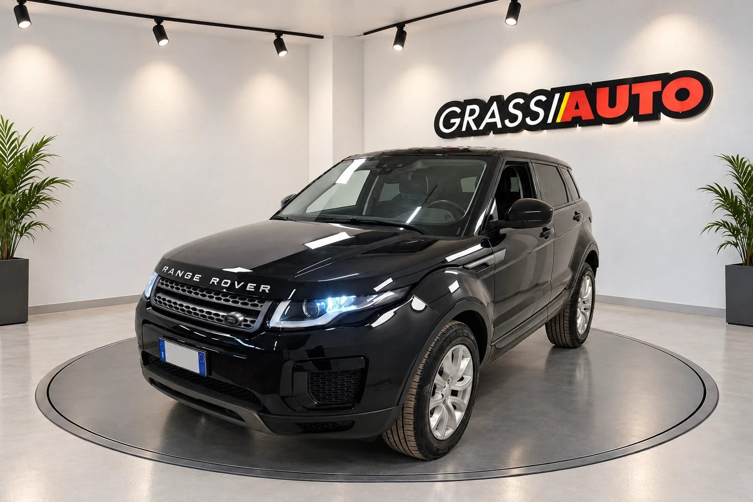 Land Rover Range Rover Evoque 5p 2.0 td4 Pure Business edition Premium 150cv auto, del 2018, 89.250 km, in vendita a Sassocorvaro Auditore (PU)