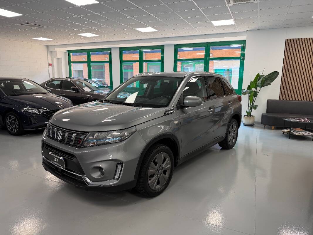 Suzuki Vitara 1.4h Hybrid Boosterjet Cool 2wd - foto 3 di 16