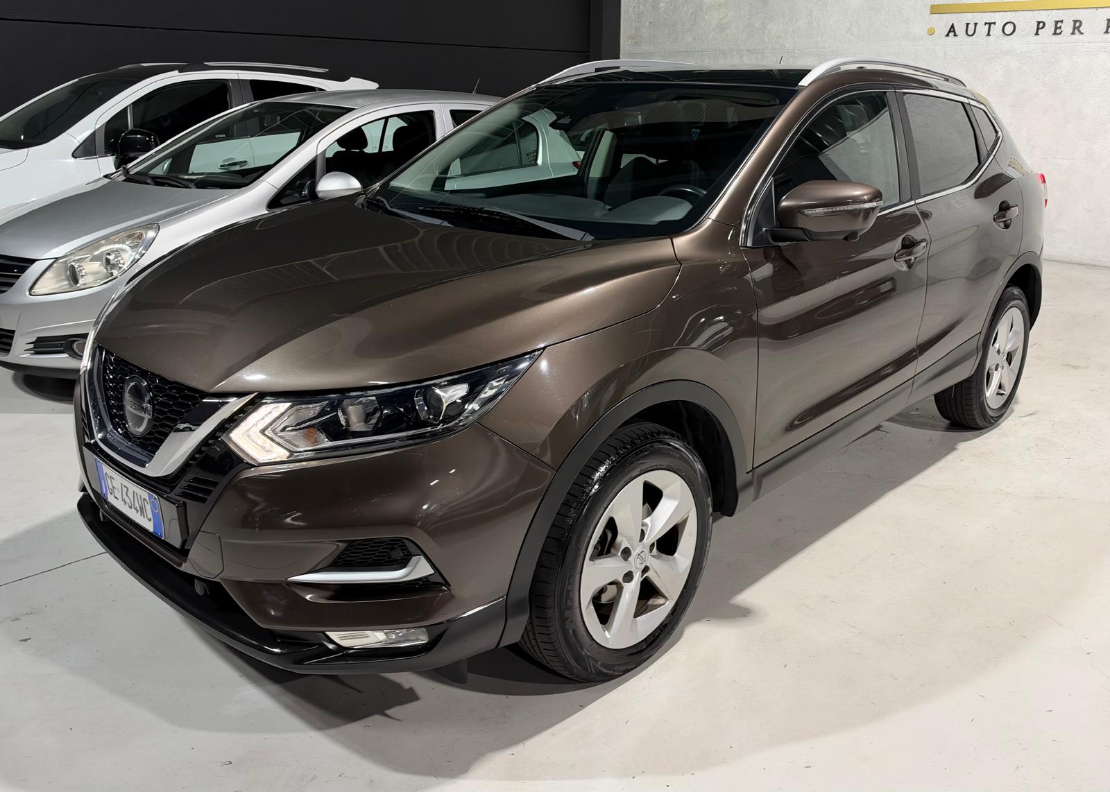 Nissan Qashqai Tetto+360+Neopatentati - foto 3 di 4