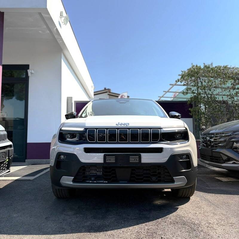 Jeep Avenger 1.2 t. e-hybr.mhev Summit fwd 110cv edct6 TETTO APRIBILE - foto 2 di 19