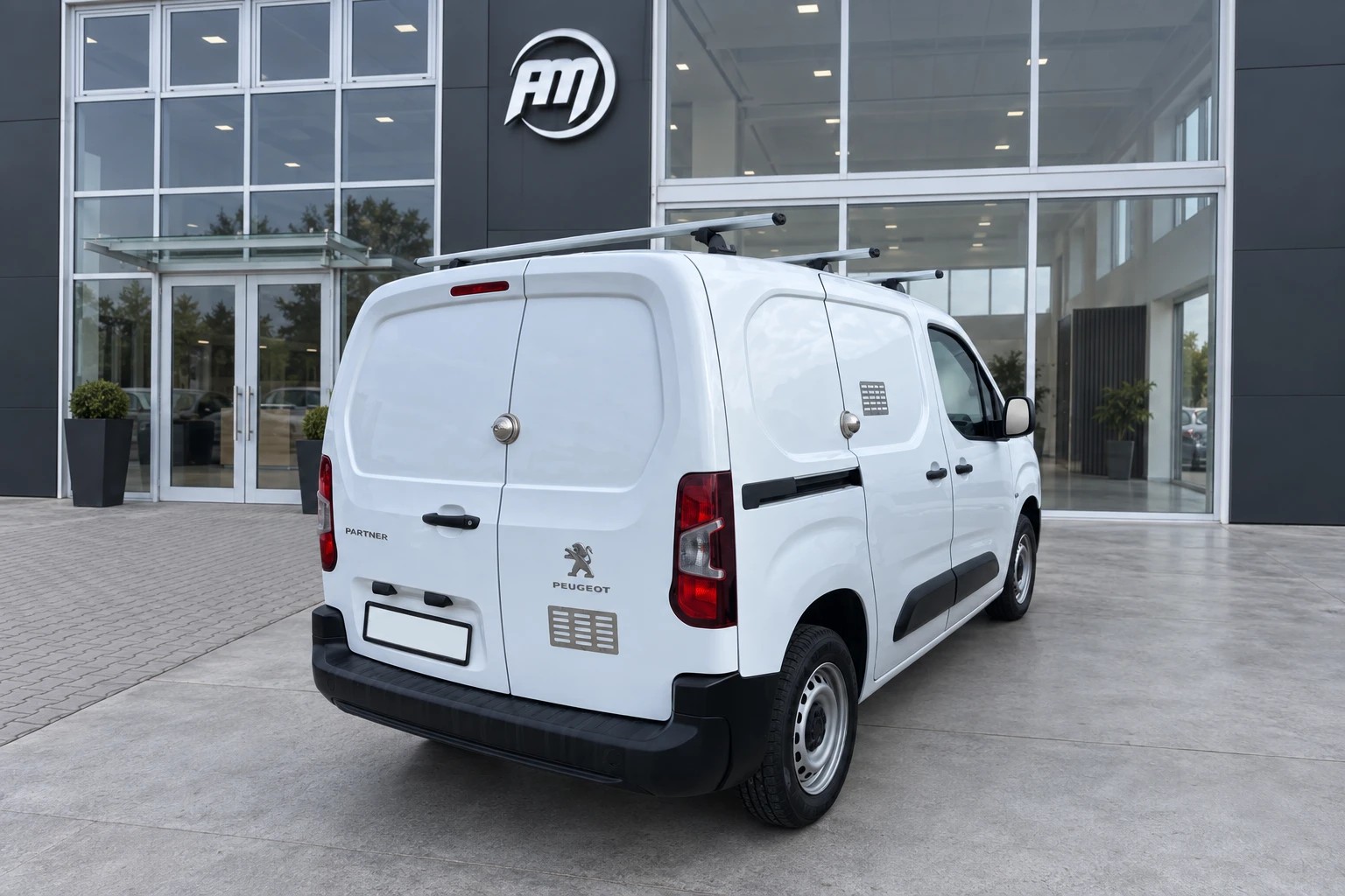 Peugeot Partner 2018 Partner 1.5HDi 100CV Premium ALLESTITO - foto 4 di 4