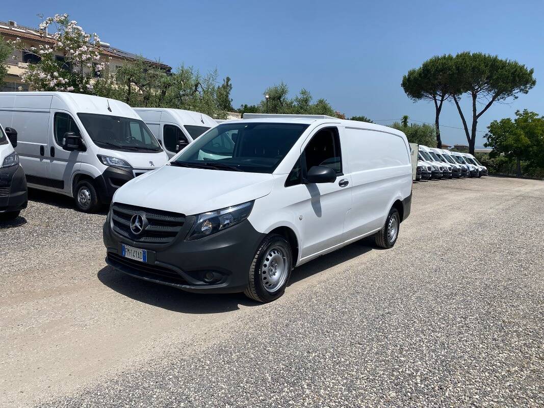 Mercedes-Benz Vito 111 cdi long E6 - foto 4 di 19