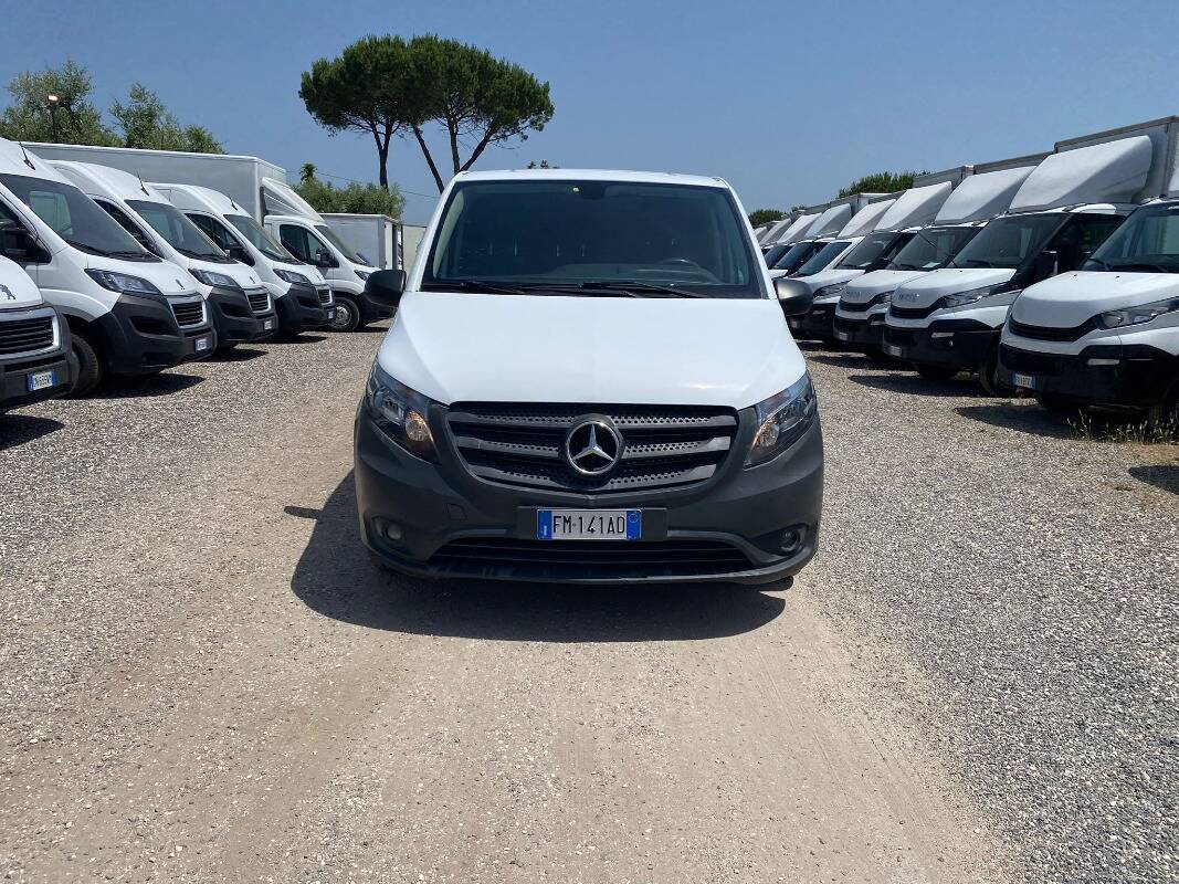 Mercedes-Benz Vito 111 cdi long E6 - foto 3 di 19
