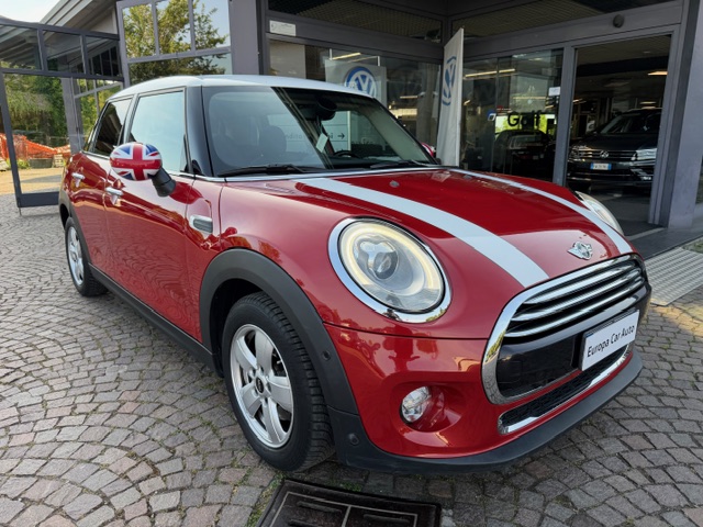 MINI Cooper D Mini 1.5 Cooper D Hype 5p auto - foto 4 di 4
