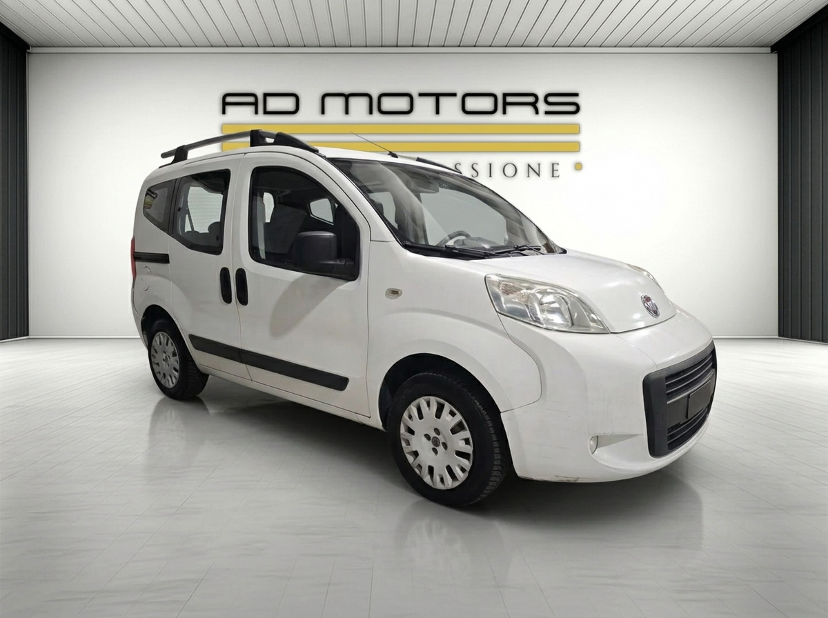 Fiat Qubo Benzina Metano Neopatentati, del 2013, 100.000 km, in vendita a Bareggio (MI)
