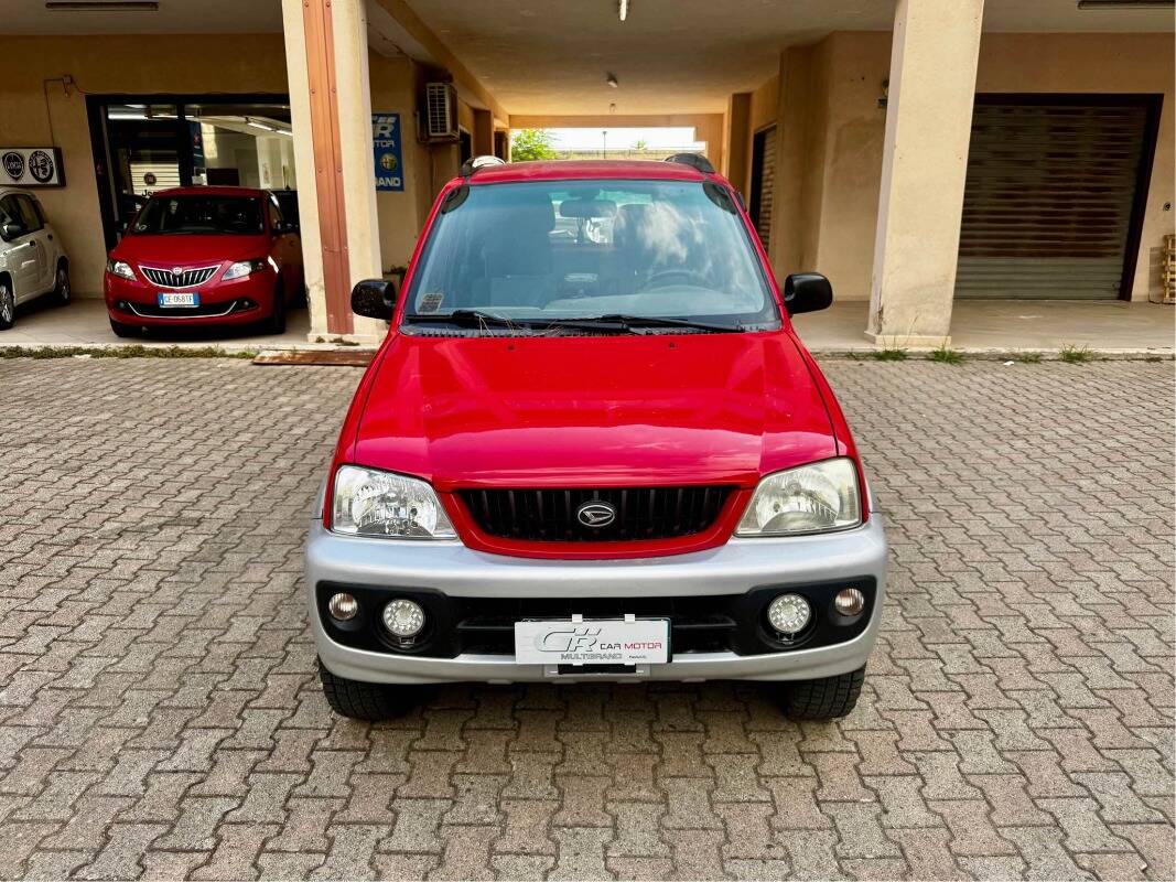 Daihatsu Terios 1.3 SX, del 2003, in vendita a Paola (CS)