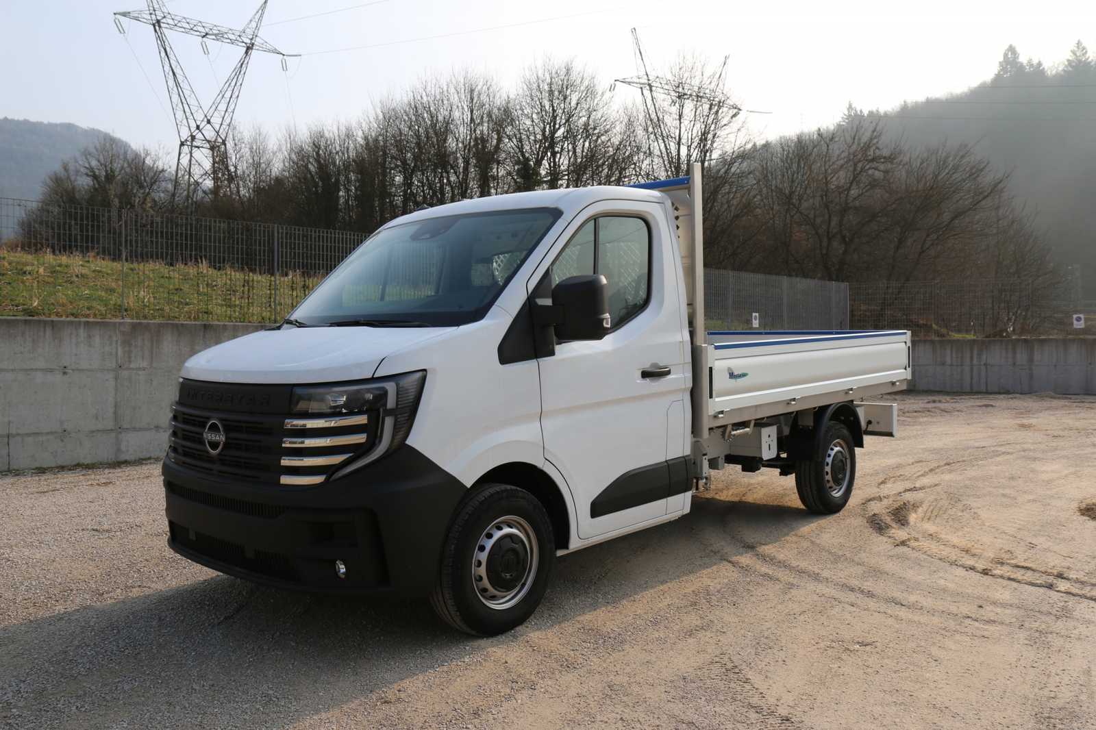 Nissan Interstar 2024 INTERSTAR (5a Serie) 2.0 dCi 150CV PM 35 Cabinato N-Connecta, del 2026, in vendita a Venaria Reale (TO)