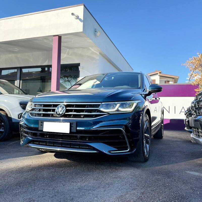 Volkswagen Tiguan 2.0 tdi R-Line 150cv dsg - foto 3 di 17