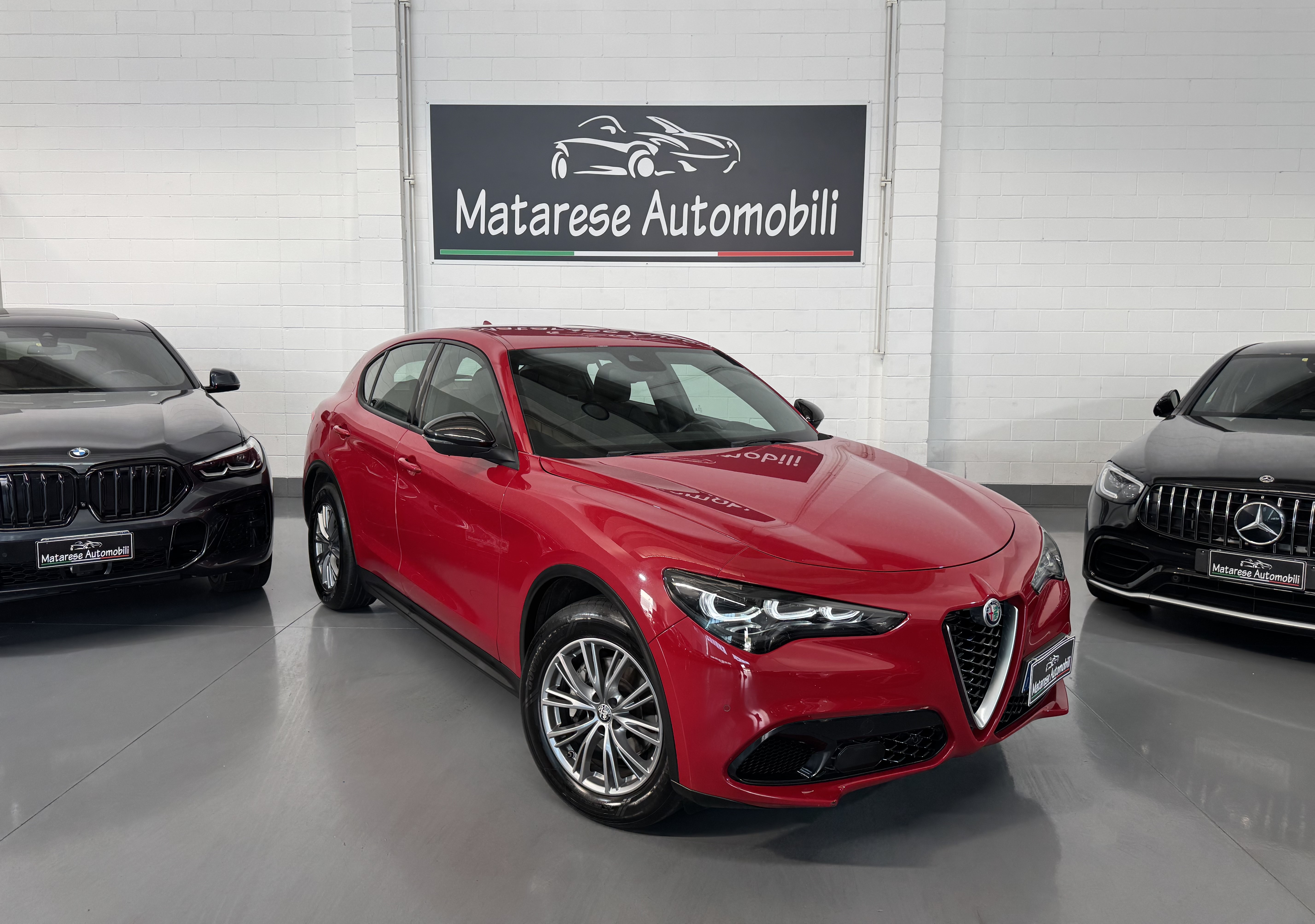 Alfa Romeo Stelvio MY23 2.2cc 160cv Auto FullLed CarPlay - foto 4 di 4