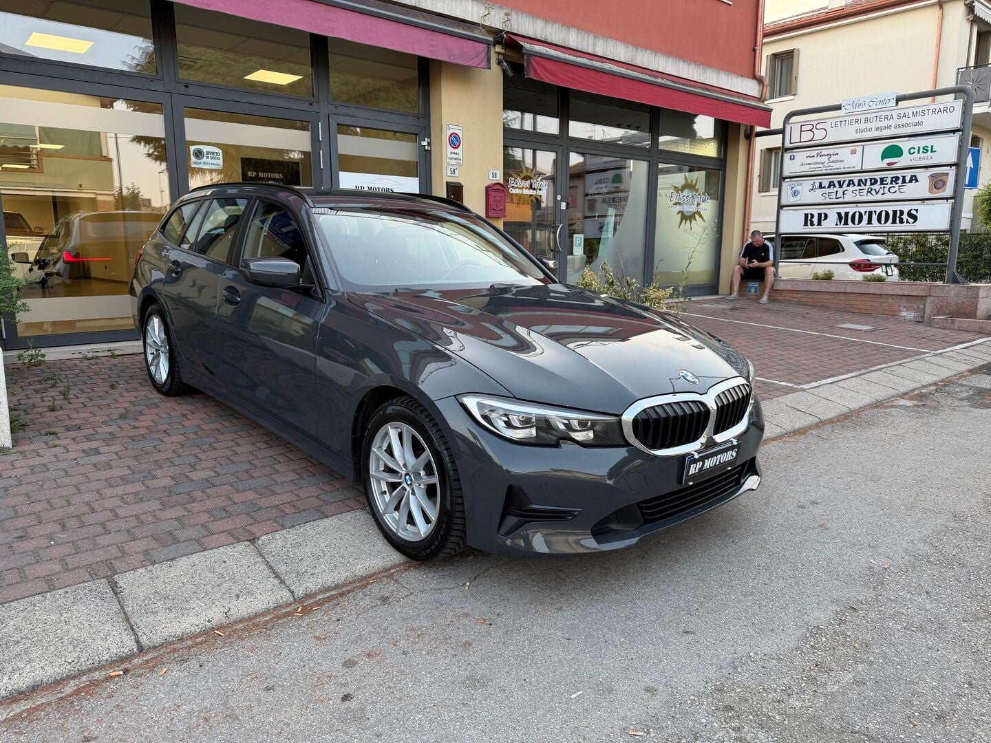 BMW 318 318d mhev 48V Busin.Advantage auto, del 2022, in vendita a Lonigo (VI)