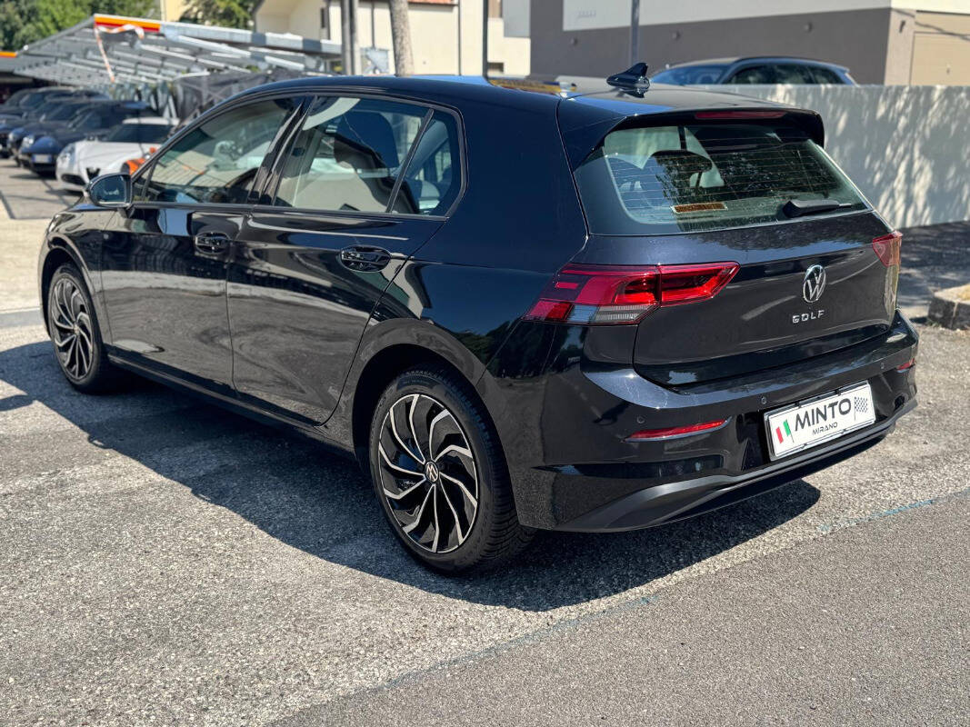 Volkswagen Golf 1.0 tsi evo Life 110cv - foto 2 di 21