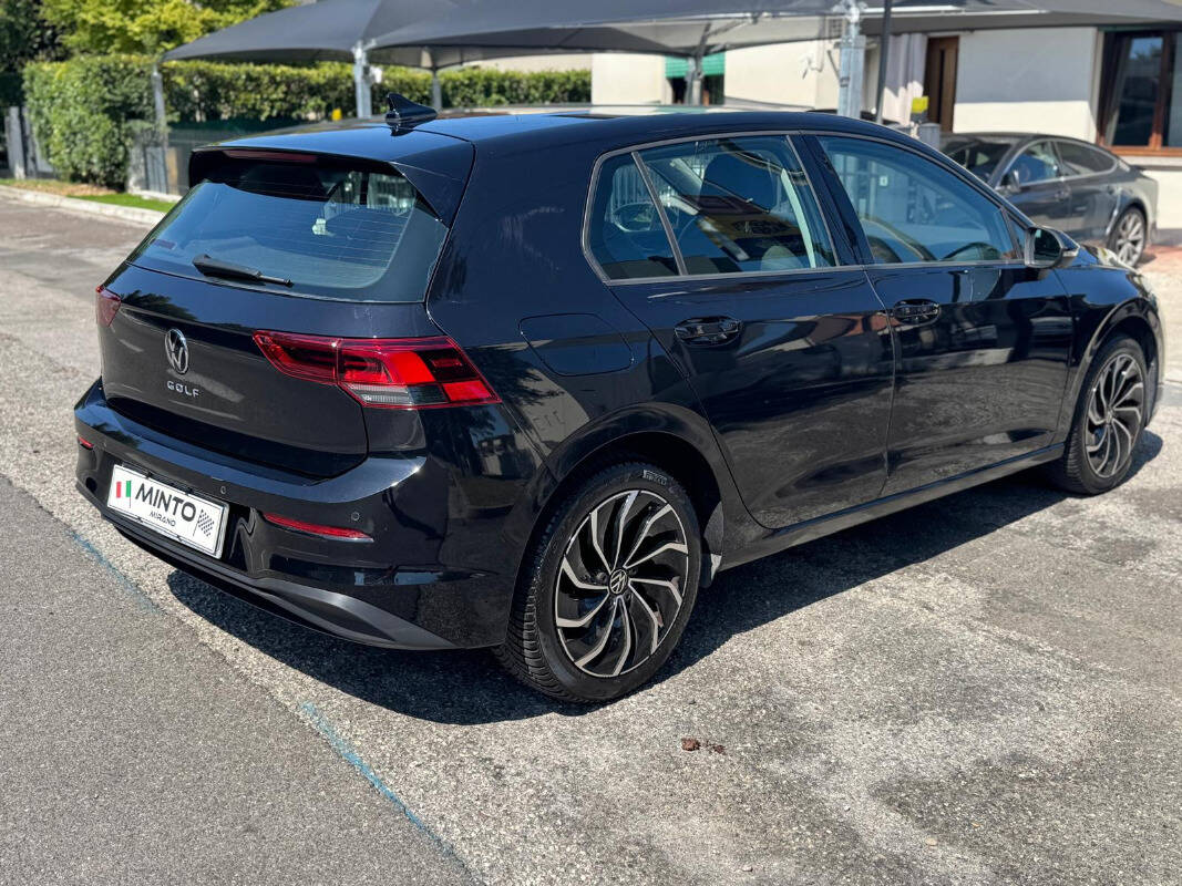 Volkswagen Golf 1.0 tsi evo Life 110cv - foto 3 di 21