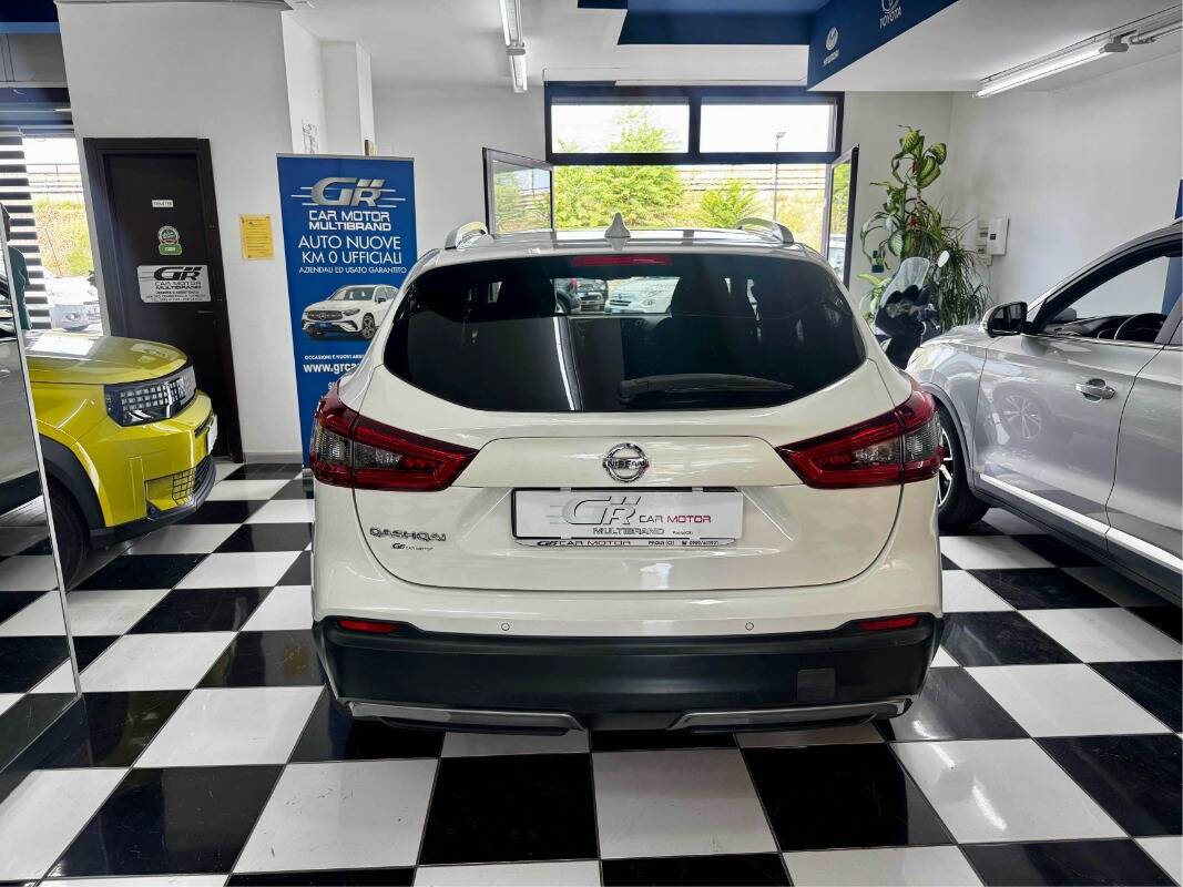 Nissan Qashqai 1.6 dci Tekna 2wd 130cv - foto 5 di 30