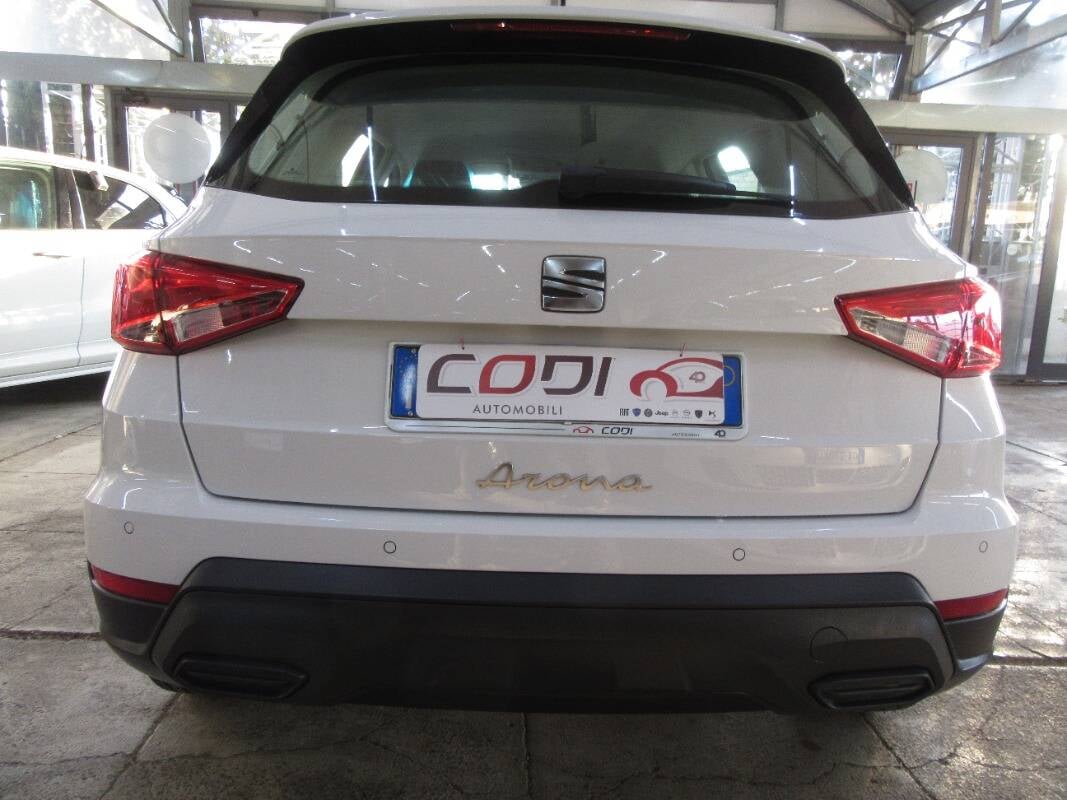 SEAT Arona 1.0 ecotsi Style 110cv dsg - foto 5 di 9