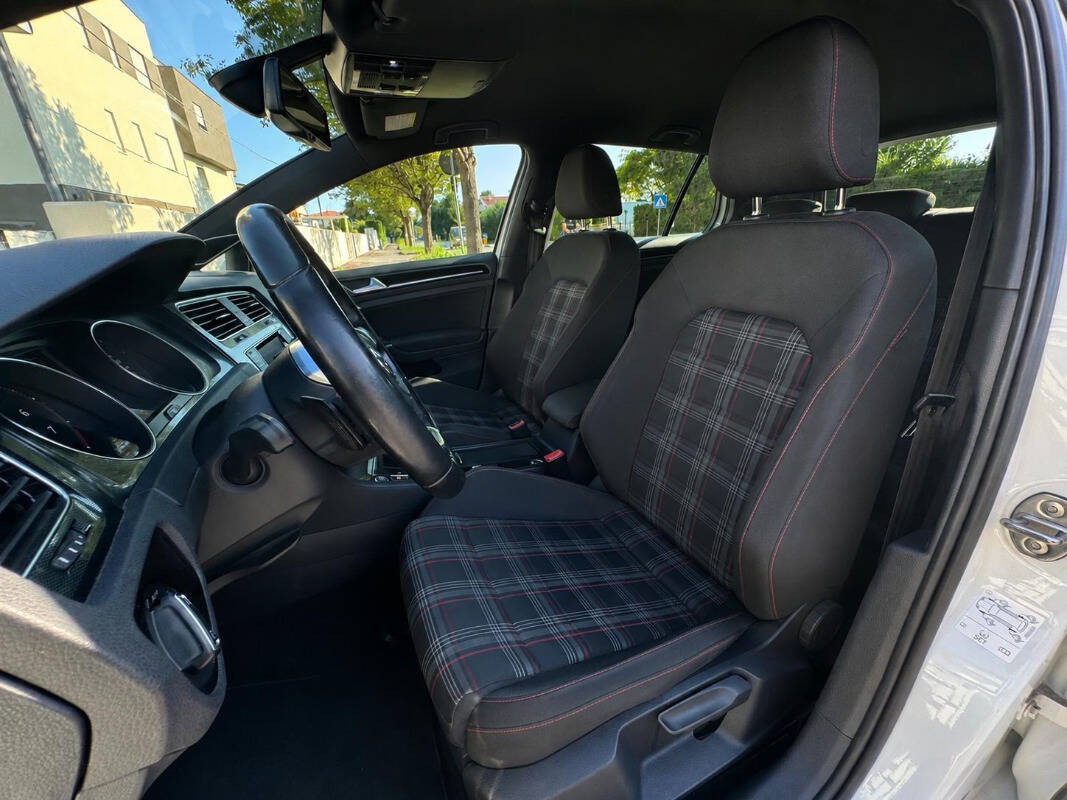 Volkswagen Golf GTI 2.0 tsi Gti Performance 5p dsg - foto 4 di 27