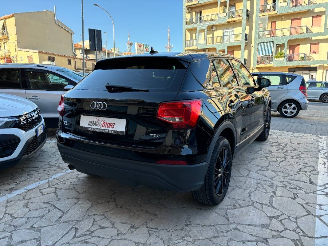 Audi Q2 1.6 tdi Business s-tronic - foto 5 di 18