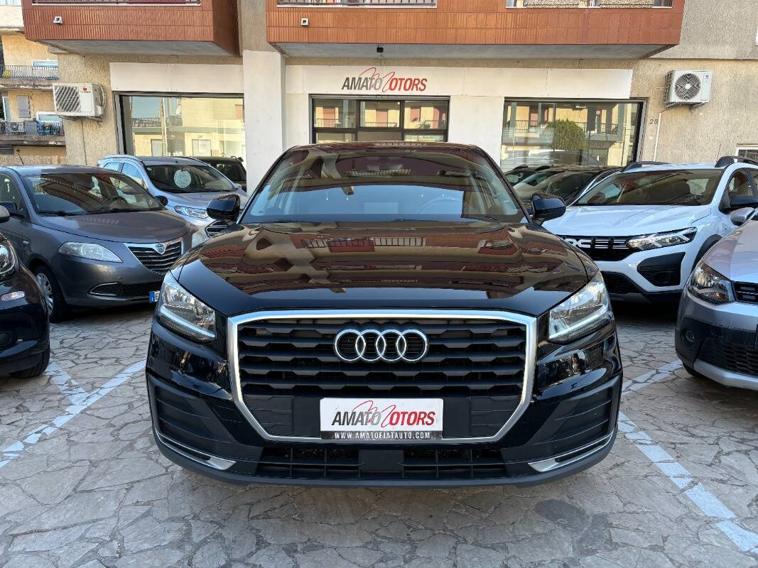 Audi Q2 1.6 tdi Business s-tronic - foto 2 di 18