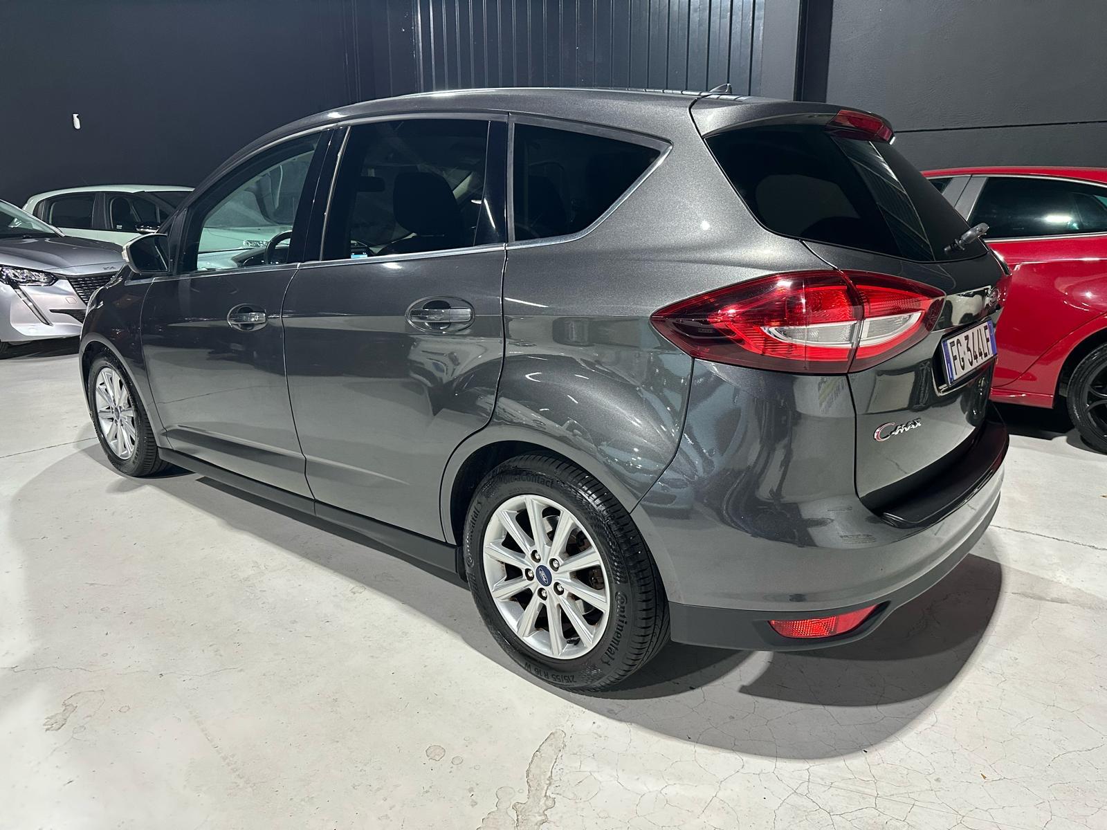 Ford C-Max Benzina Euro6 Km 80.000 Neopatentati - foto 4 di 4