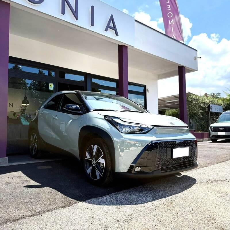 Toyota Aygo X 1.5 hybrid Icon e-cvt + easy pack CHILOMETRI ZERO, del 2026, in vendita a Frascati (RM)