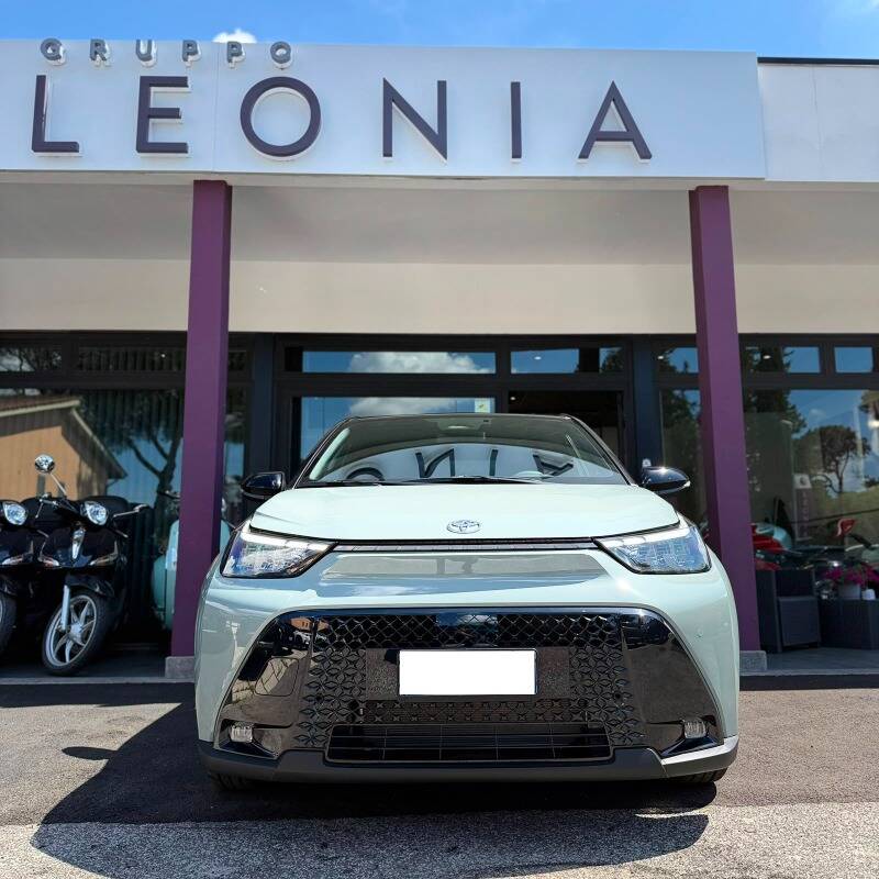 Toyota Aygo X 1.5 hybrid Icon e-cvt + easy pack CHILOMETRI ZERO - foto 2 di 20