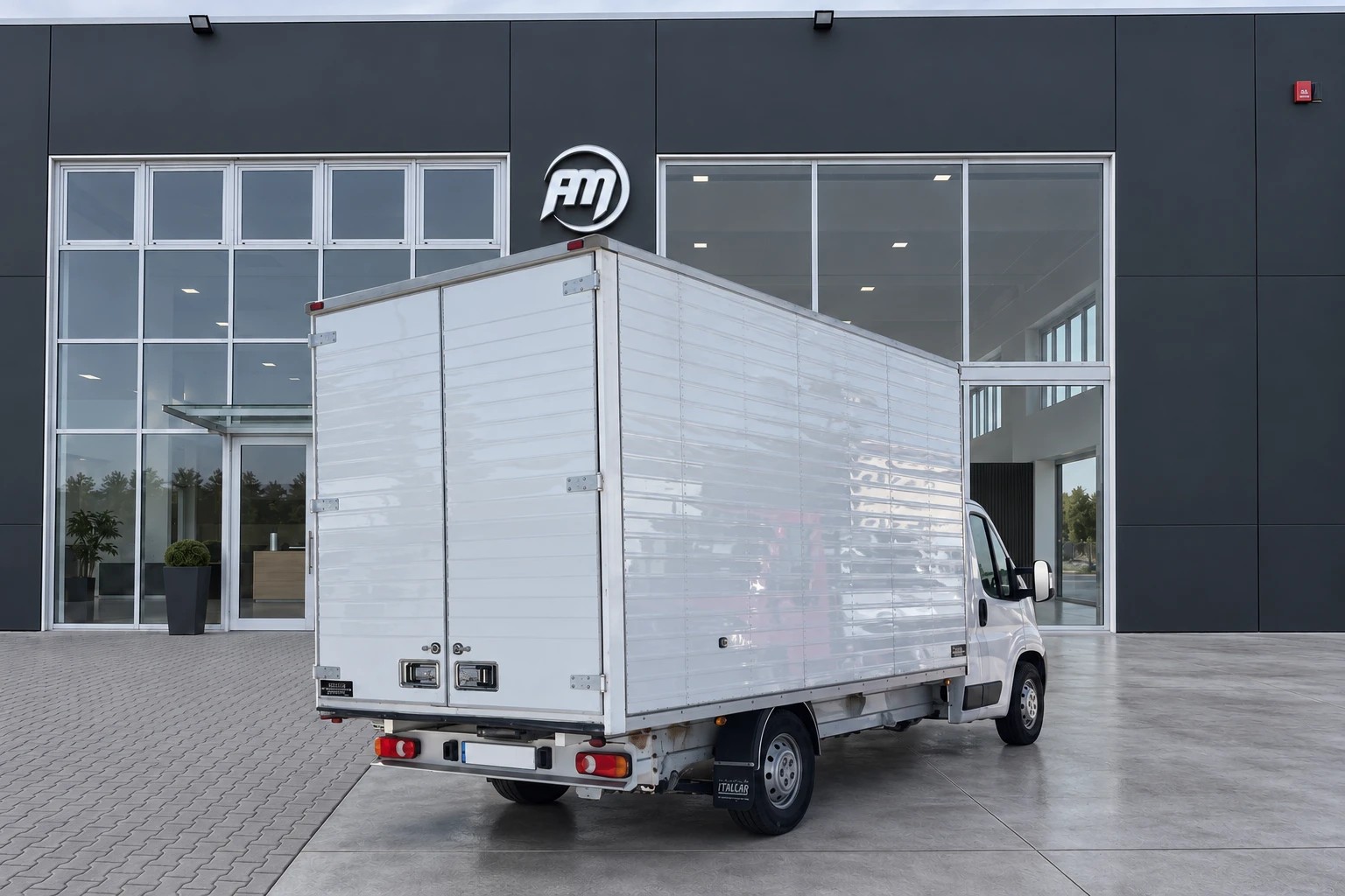 Opel Movano IV Heavy 35 2022 Movano 2.2 140CV furgonato box Alluminio - foto 3 di 4