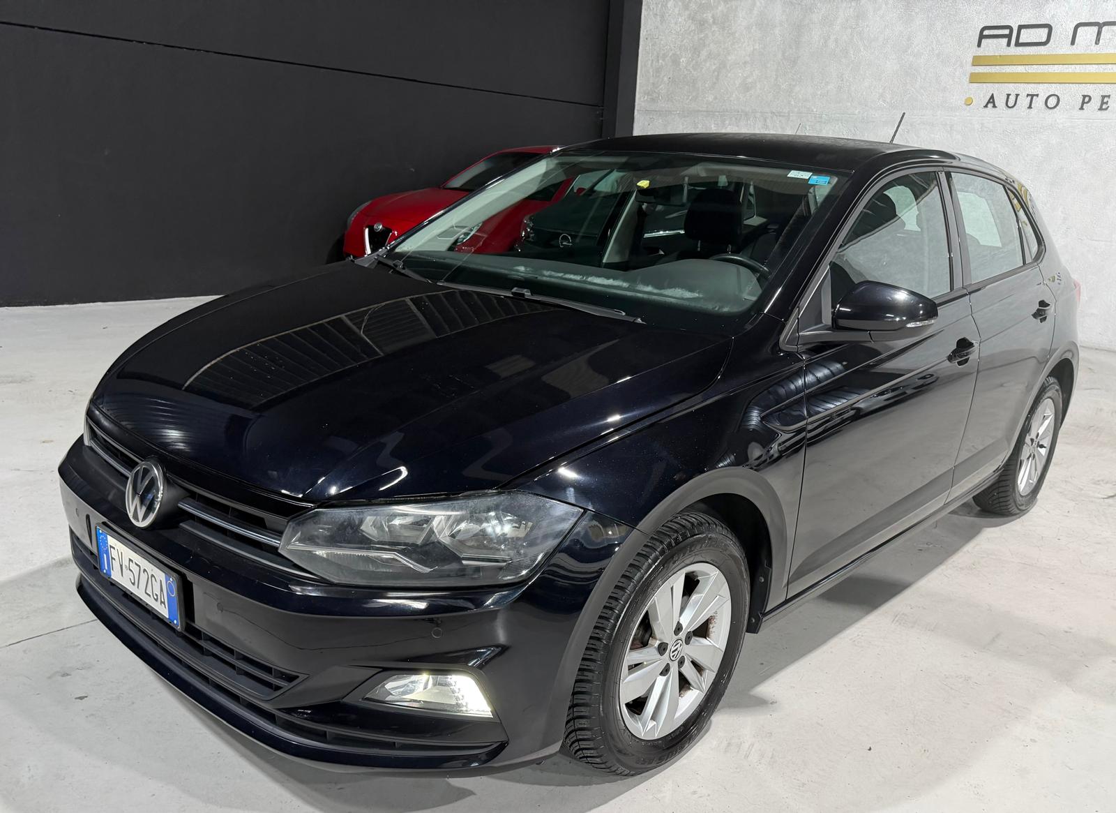 Volkswagen Polo 5p 1.6 tdi Comfortline 80cv Diesel Neopatentati 73.000km - foto 3 di 4