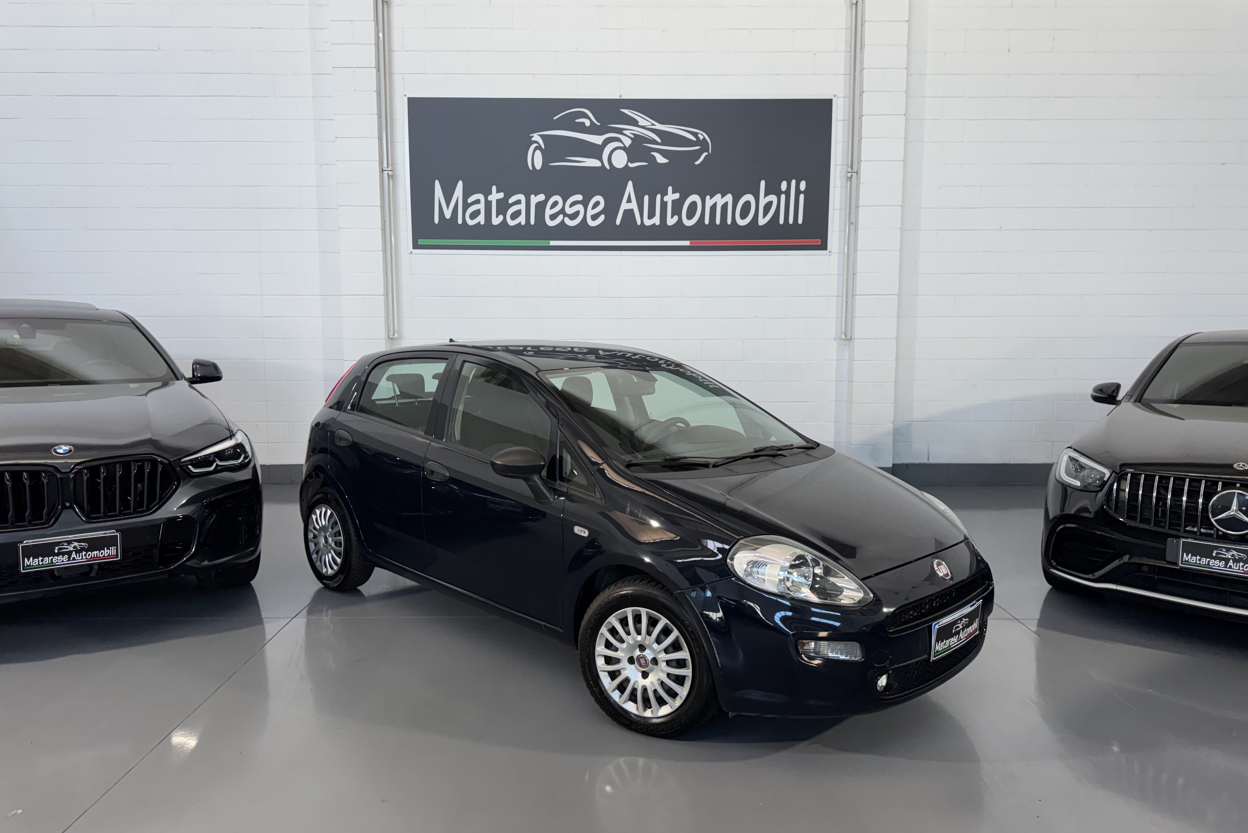 Fiat Punto mjt 5p 1.3cc 95cv Bluetooth+Clima OK Neopatentati - foto 4 di 4