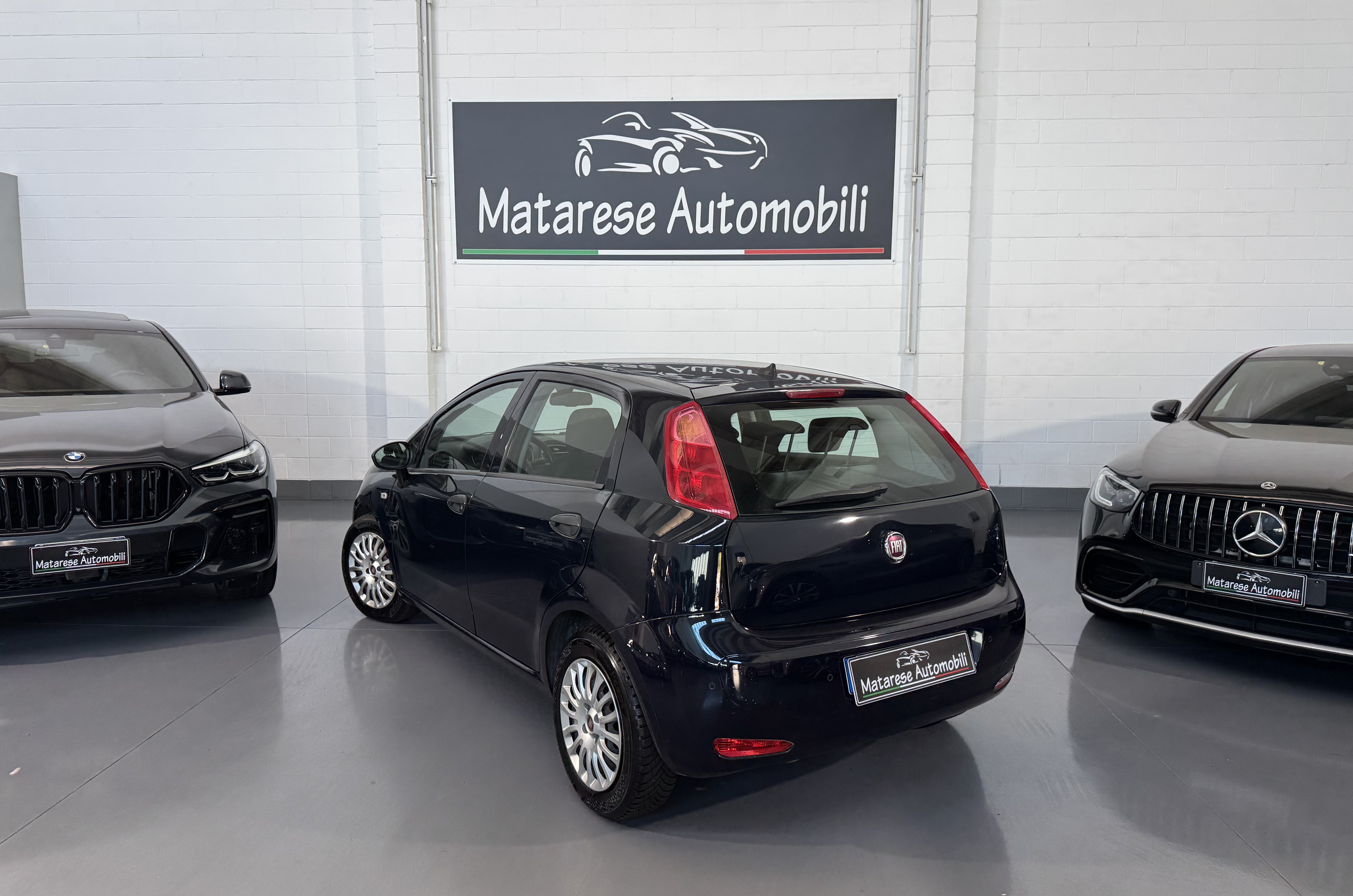 Fiat Punto mjt 5p 1.3cc 95cv Bluetooth+Clima OK Neopatentati - foto 3 di 4