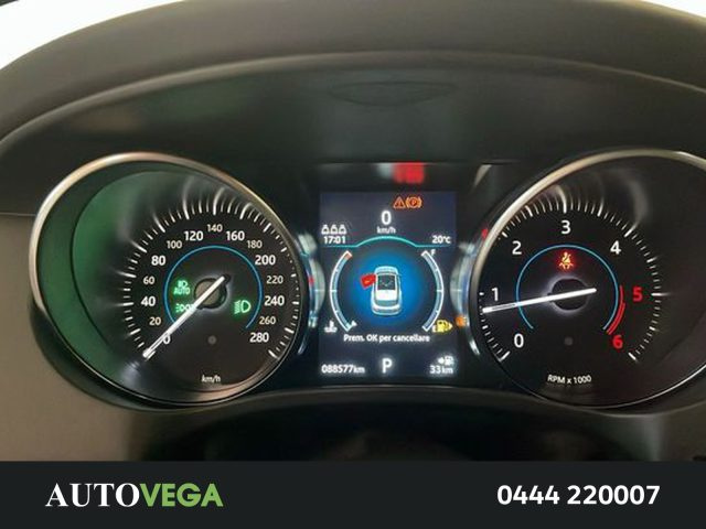 Jaguar F-Pace 2.0d i4 chequered flag awd 180cv auto my20 usato a ARZIGNANO