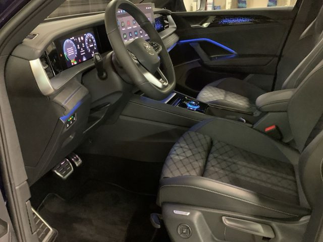 Volkswagen Tayron 1.5 tsi ehybrid r-line plus 204cv dsg km 0 a ARZIGNANO