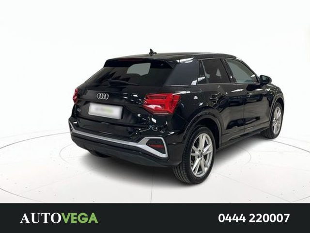 Audi Q2 35 1.5 tfsi s line edition s-tronic - foto 4 di 20